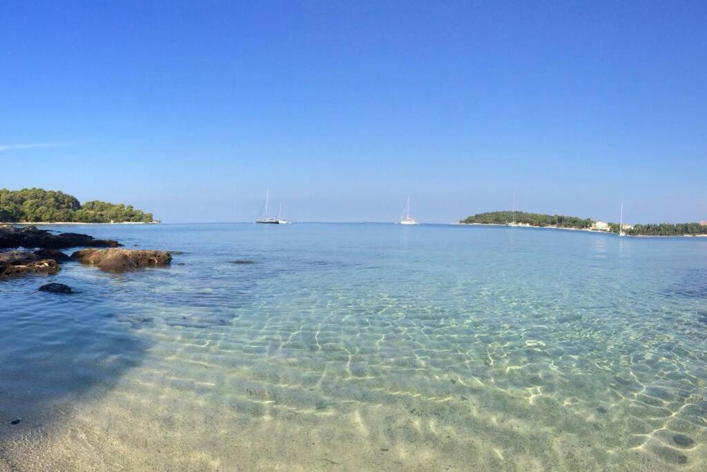 Apartment Capo D'Oro Rovigno Esterno foto