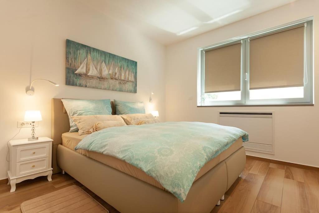 Apartment Capo D'Oro Rovigno Esterno foto