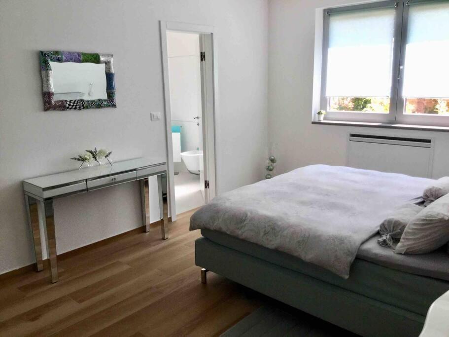 Apartment Capo D'Oro Rovigno Esterno foto